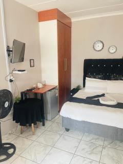 Plein On Suid Guesthouse - Polokwane - 8