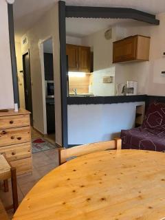 Studio en station avec 1 canapé-lit et 1 lit-superposé - Bellevaux - 7