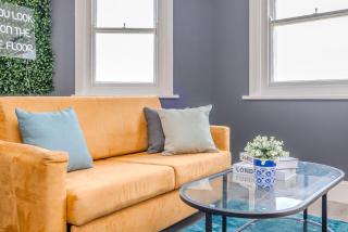 Beautiful Sea View and Allocated Free parking 2 Bedroom Flat with Lift - Brighton & Hove - 1