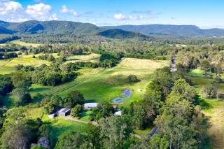 Paddock View Ranch In The Sunshine Coast Countryside - - 4