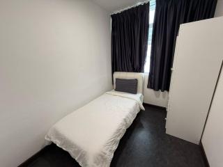 Spacious 4BR Family Suites in George Town - George Town - 7