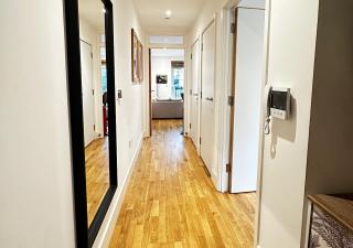 Bright modern flat with canal view - Londra - 7