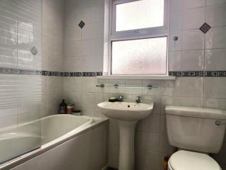 Relaxing retreat in Lisburn - 6