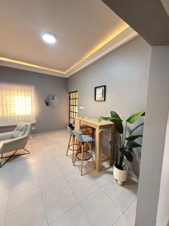 The towers shortlets - 6