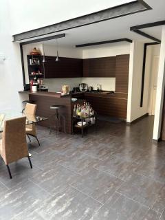 Charming Milano Apartment with 2-Way Air Con BBQ - Milan - 3