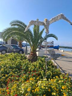 Sunny Family Apartment - 2