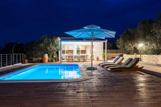 Hidden Gem Villa by aneo travel - Trogir - 3