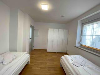 SAD241 Große Monteurwohnung Übergangswohnung - 3