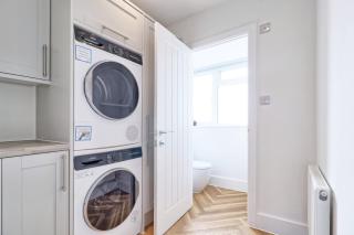 3 Bed, Sleeps 6, Wifi, Free Private Parking - - 8