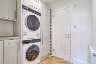 3 Bed, Sleeps 6, Wifi, Free Private Parking - - 6