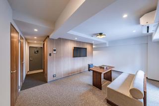 Apartment Hotel 11 Kuromon 3 - 4
