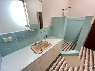33 Room - Epping - 5