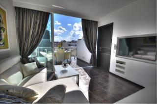 Stylish 2Bedroom Penthouse in central St Julians 502 - St Julian's - 1