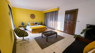 Sunset Tower Homestay - Bangkok - 1