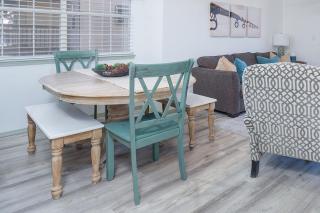 The Cove 5-3 By SDC, Big Deck, Pool, Hot Tub, By Lake , No Stairs - Branson - 2