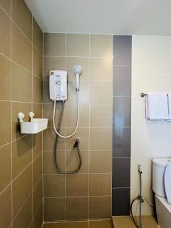 New 3BD Villa with Park,Pool&Gym near Airport - 3