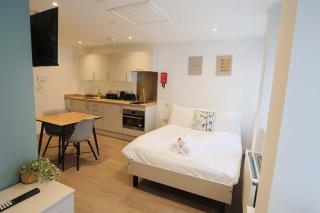 Newly build city centre Redcross Village 104 - Bristol - 0