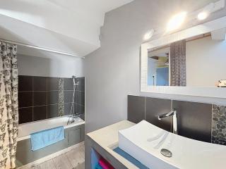 Canolle Charme Climatisé 1mn du port by LaConciergerie13 - 3