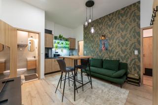 Instant Ruinbar Designer Center Apartment - Budapest - 9