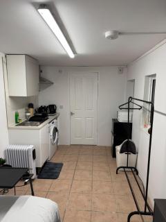 Studio in NW9 - Colindale - 7