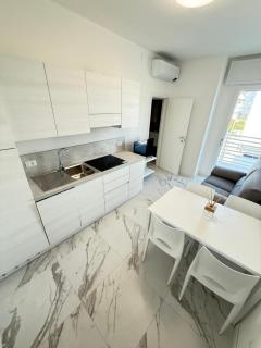VILLA CARMINA- Solo per famiglie- WALTERIGATO APARTMENTS - Lido di Jesolo - 0