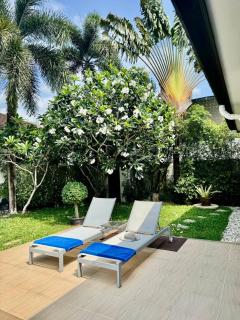 Stunning 2-Bedroom Pool Villa - Ban Thalat Choeng Thale - 3