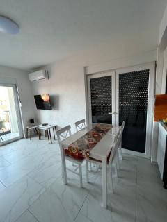 Apartmani Aida - Vodice - 1