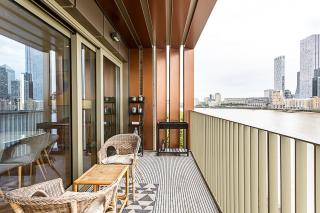 Stunning Surrey Quays Flat - 5