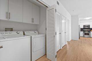 The rose-Spacious 3-Bedroom Retreat in the Heart of Marina del Rey - 5