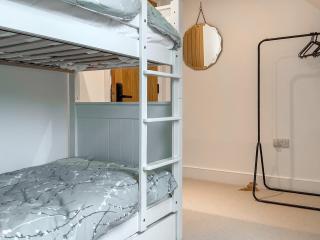 Walnut Cottage Barn - Clevedon - 2