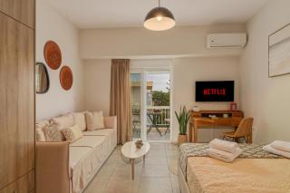 CentralStudios Rena&Mary - 0