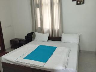 Sharada Home Stay - Chandrāpuri - 4