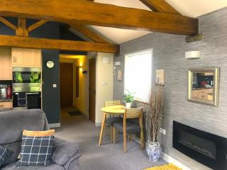 The Granary with hot tub - 2 miles from Skipton - 4