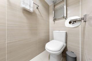 Kosher House - Hendon - London - - 6