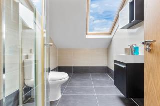 Kosher House - Hendon - London - - 2