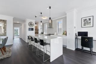 Large Family Home with Pool & Spa - Brisbane - 8