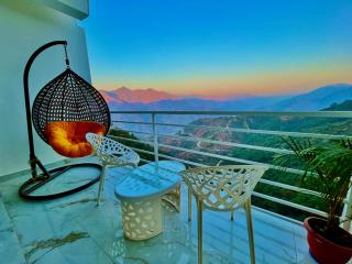 Hotel Classic Crown - #scenic mountain view #open terrace #parking #premium rooms with balcony #guest preferred #best selling hotel in mussoorie - Mussoorie - 9