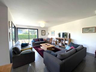 Superbe villa avec WIFI et grand jardin à 300m de la plage à l'Ile Grande, proche Club Nautique - FR-1-368-129 - 8