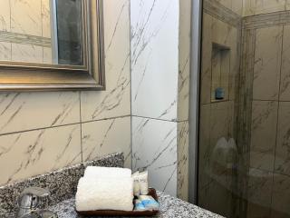 Luxury 2 bedrooms apartment on the East Coast - - 7