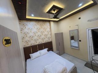 Shree Shiven - Varanasi - 6