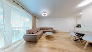 Air-conditioned 2 room apartment, balcony, new building, 201 - Rovinka - 7