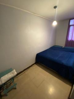 Hermosa y Cómoda Habitación en Las Condes para 1 persona/ Estacionamiento - Santiago - 2