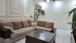 Luxury Living Redefined Hotel-Inspired 3BR Flat - Karatschi - 1