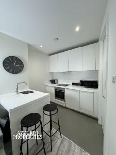 50 percent off Monthly Stay only 4-minute walk to Moor Street - Birmingham - 1