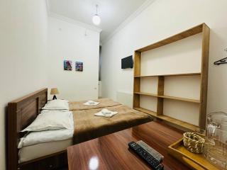 Tbilisi Hotel Family Guests - 1