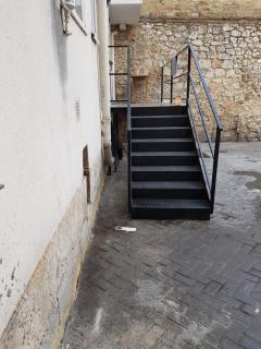 Alojamiento con PATIO en pleno centro WiFi Fibra Free - Burgos - 6
