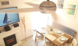 Family Surf 3 floors of fun 8 min walk to beach - Balatonfenyves - 1