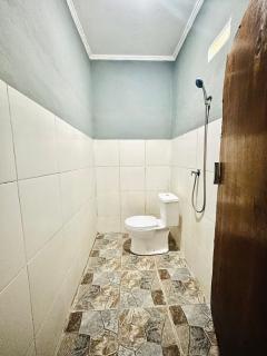 Waru Homestay Lombok - Kuta - 7