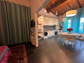 Angelic Portion of Property in Oltrarno Area - Florencia - 8