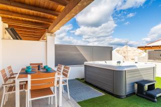 Joy Collection Villa with Jacuzzi - Àrbatax - 1